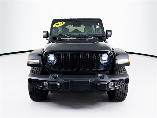 2024 Jeep Wrangler Willys photo 2