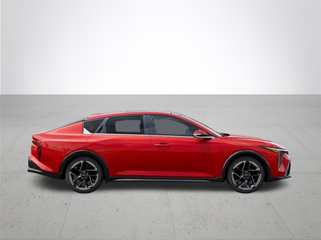 2025 Kia K4 GT-Line photo 6