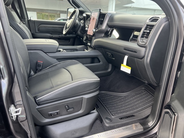 2026 Ram 2500 Limited photo 20