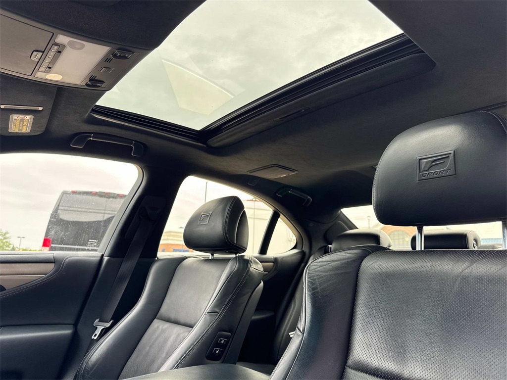 2013 Lexus LS 460 photo 33
