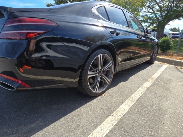 2025 Genesis G70 3.3T Sport Advanced photo 5