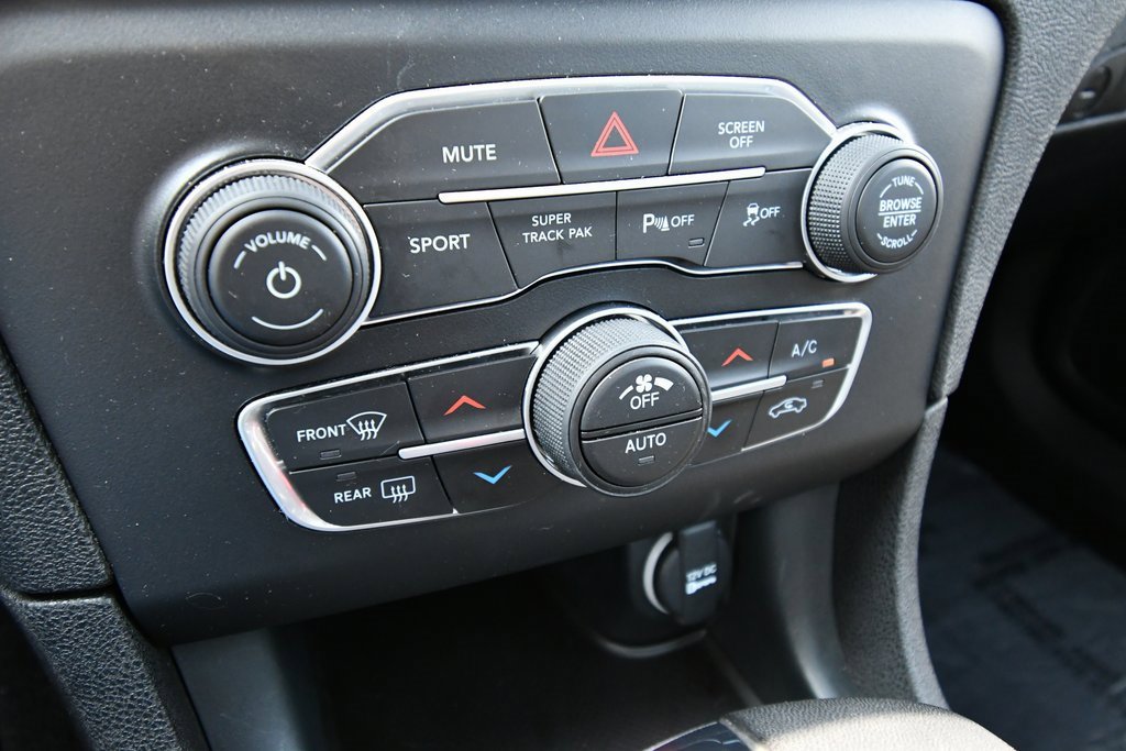 2023 Dodge Charger SXT photo 25