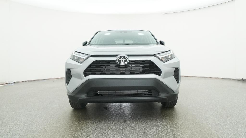 2025 Toyota RAV4 LE photo 3