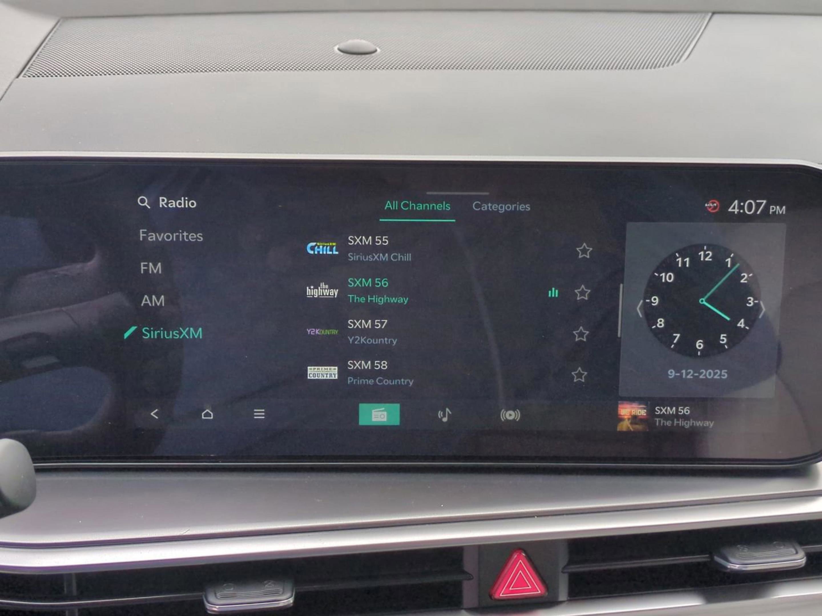 2026 Kia Sorento S photo 17