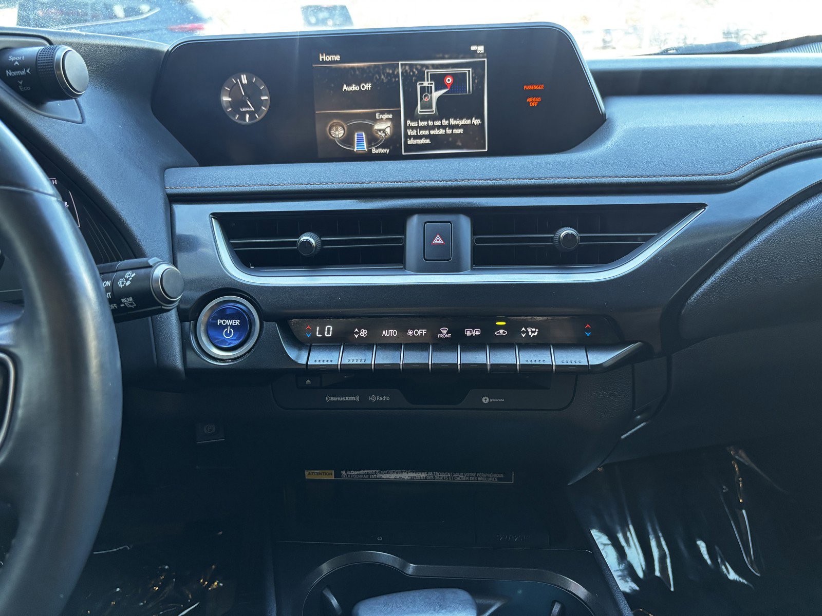 2020 Lexus UX 250h photo 10