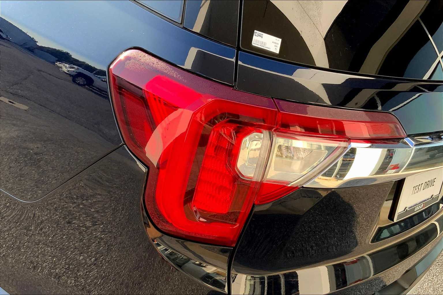 2021 Gmc Acadia SLE photo 26