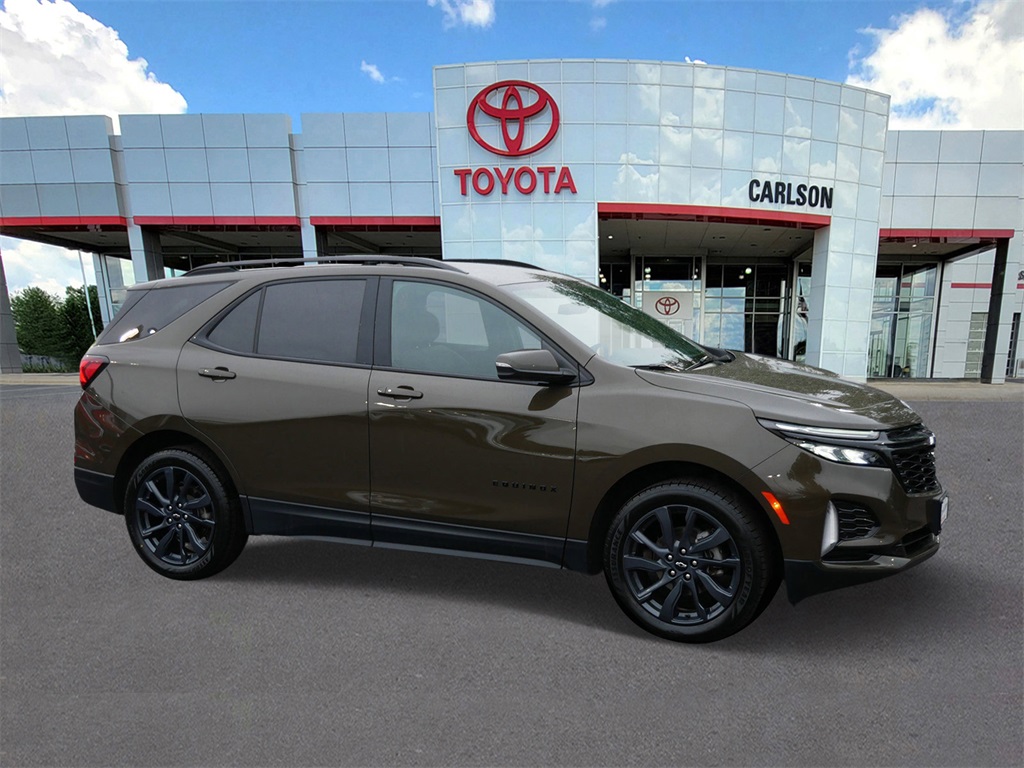Used 2024 Chevrolet Equinox RS with VIN 3GNAXWEGXRL100428 for sale in Minneapolis, Minnesota