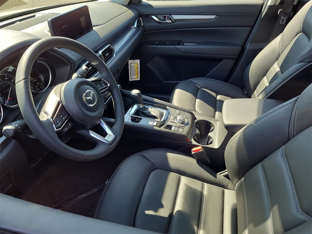 2025 Mazda CX-5 2.5 S Preferred photo 4