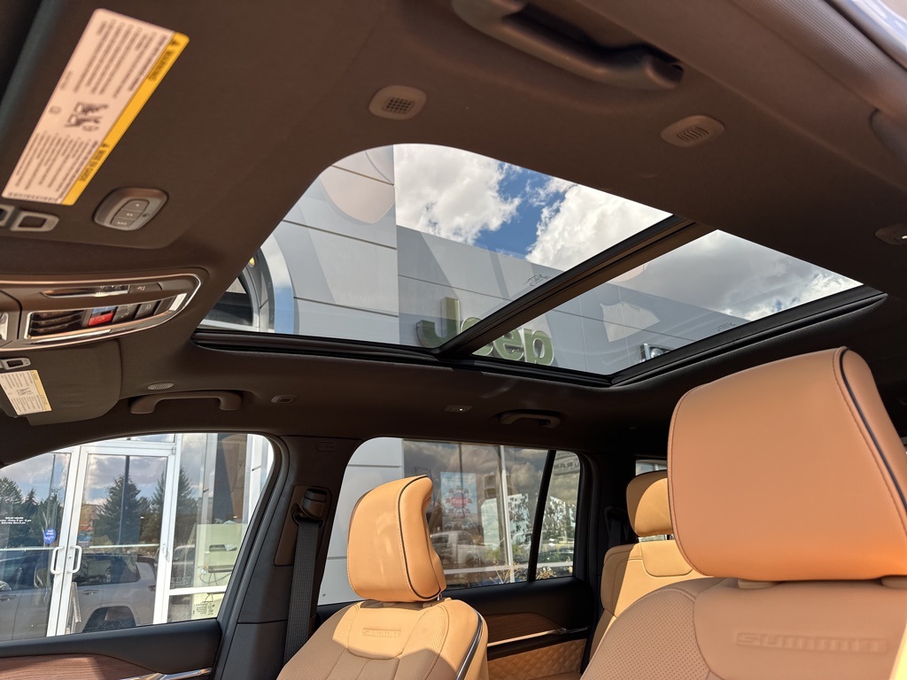 2025 Jeep Grand Cherokee L Summit photo 26