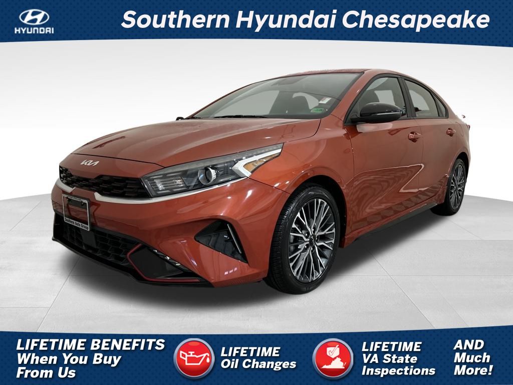 2022 Kia FORTE GT-Line's photo