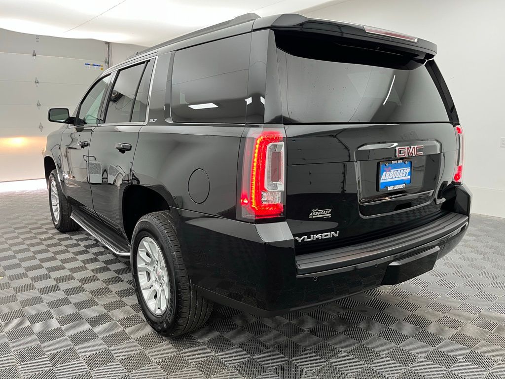 2017 Gmc Yukon SLT photo 19