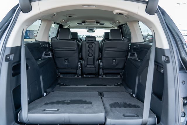 2026 Honda Odyssey Touring photo 18