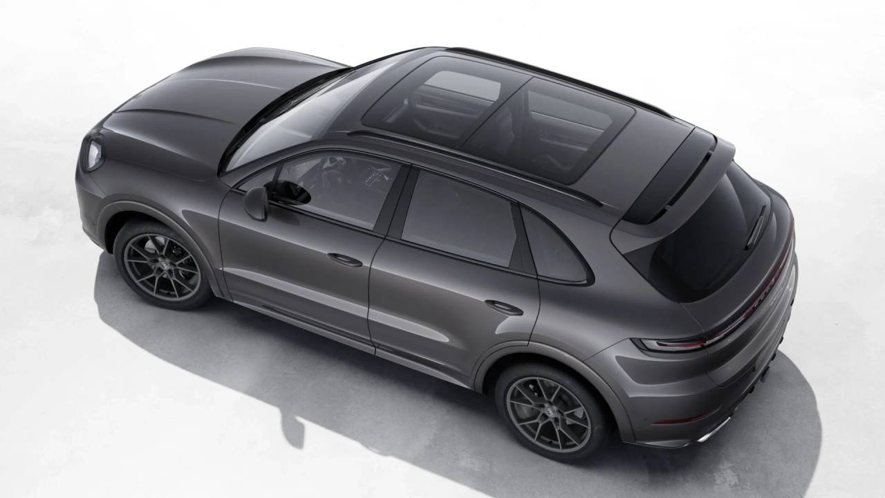 2026 Porsche Cayenne photo 4
