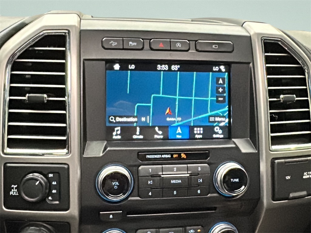 2017 Ford F-150 Platinum photo 20