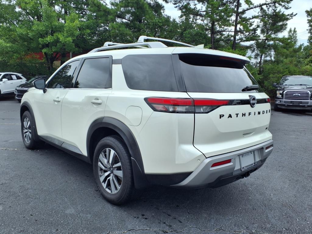 2023 Nissan Pathfinder SL photo 18