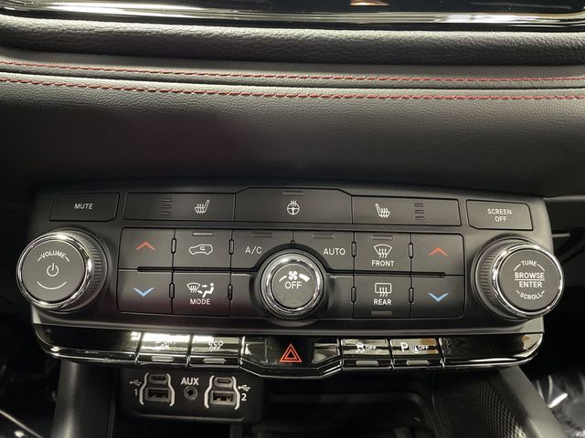 2024 Dodge Durango R/T photo 18