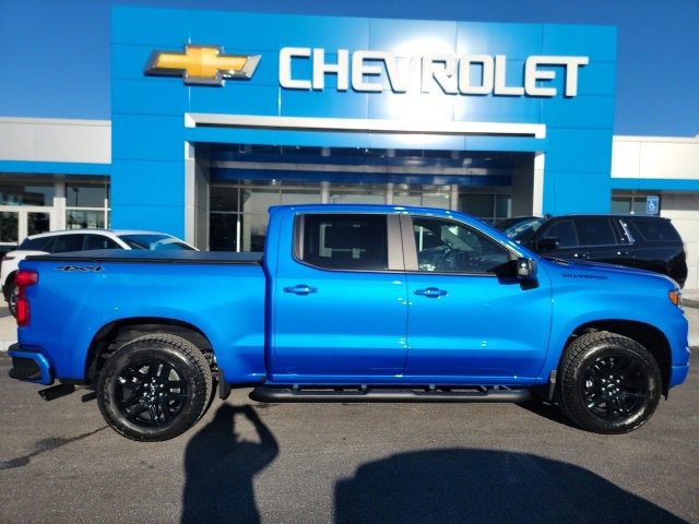2025 Chevrolet Silverado 1500 RST photo 3