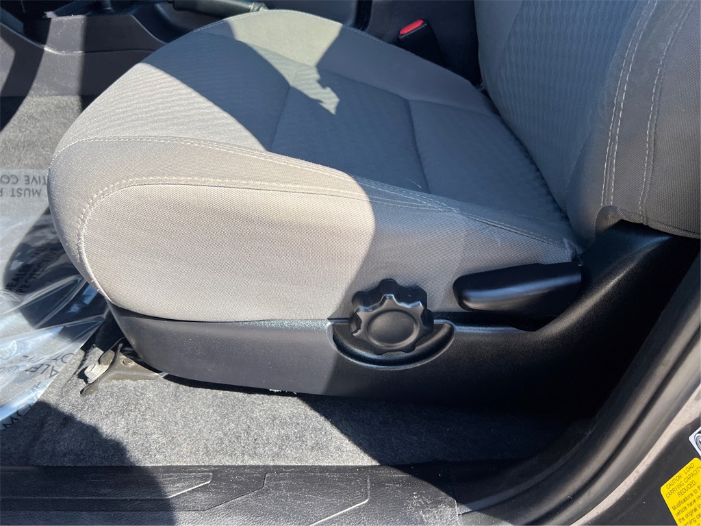 2021 Toyota Tacoma SR5 photo 18