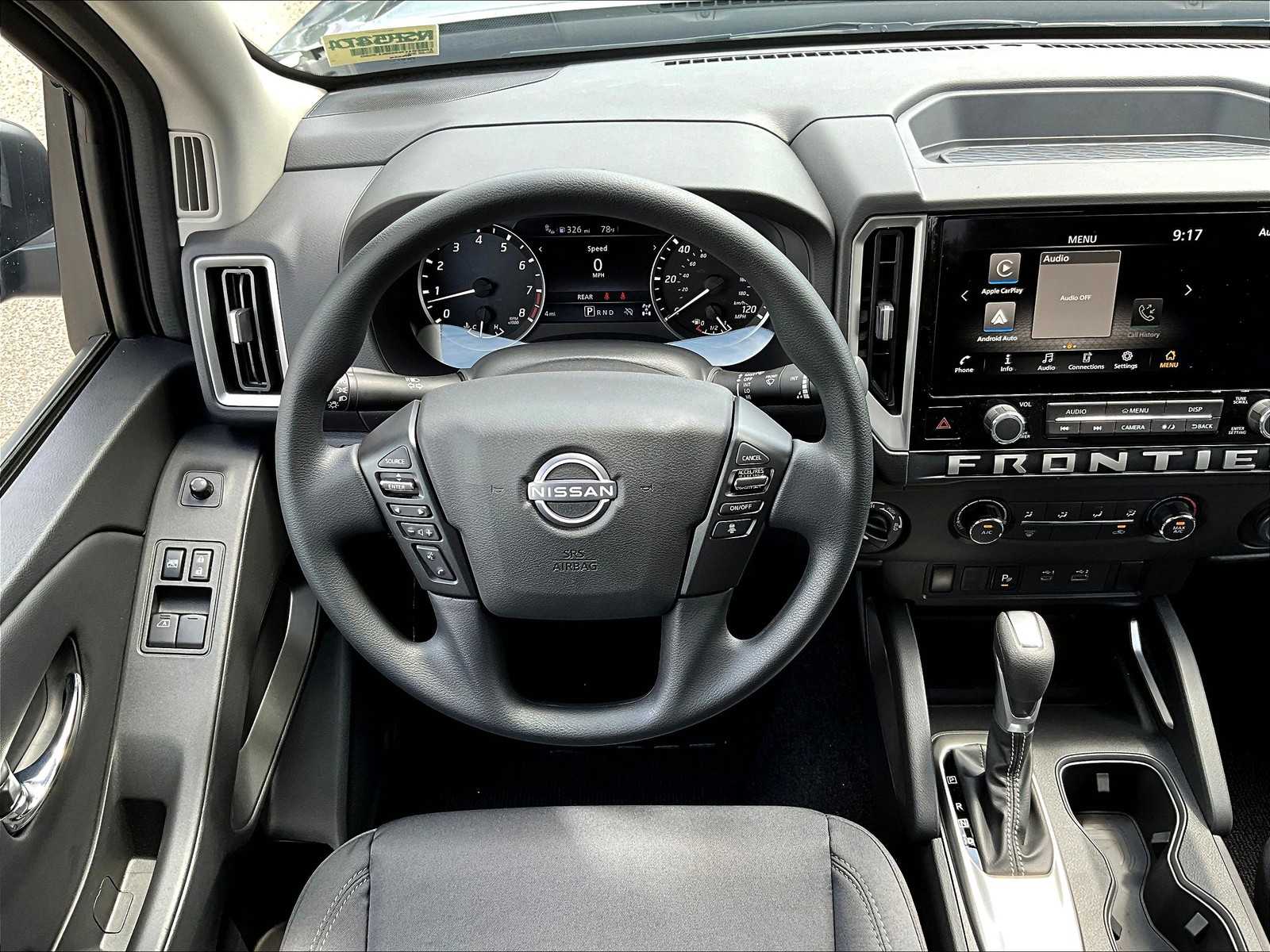 2025 Nissan Frontier SV photo 17
