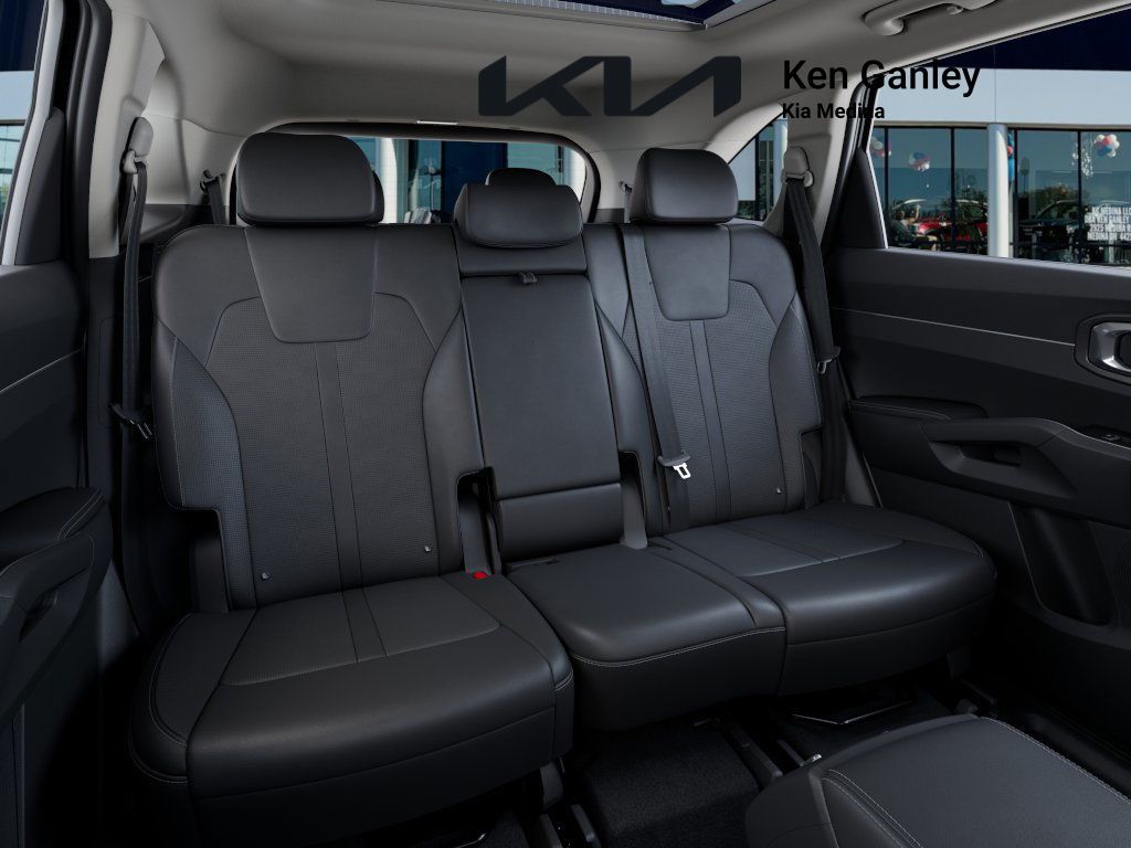 2026 Kia Sorento S photo 13