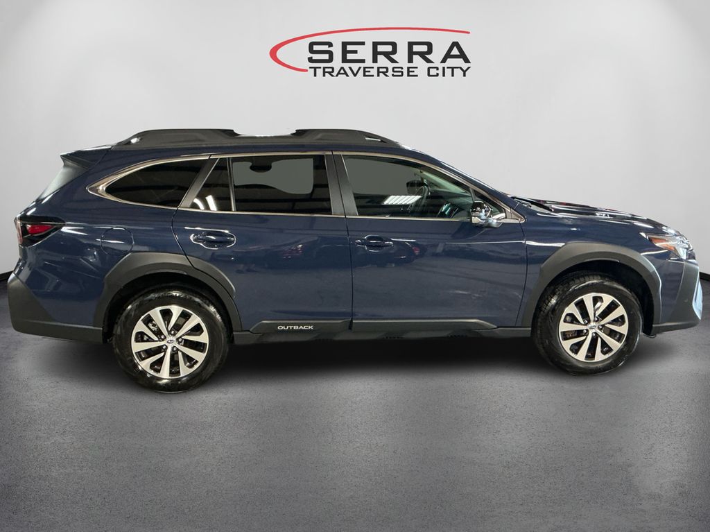 2025 Subaru Outback Premium photo 4