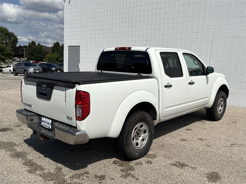 2014 Nissan Frontier S photo 13