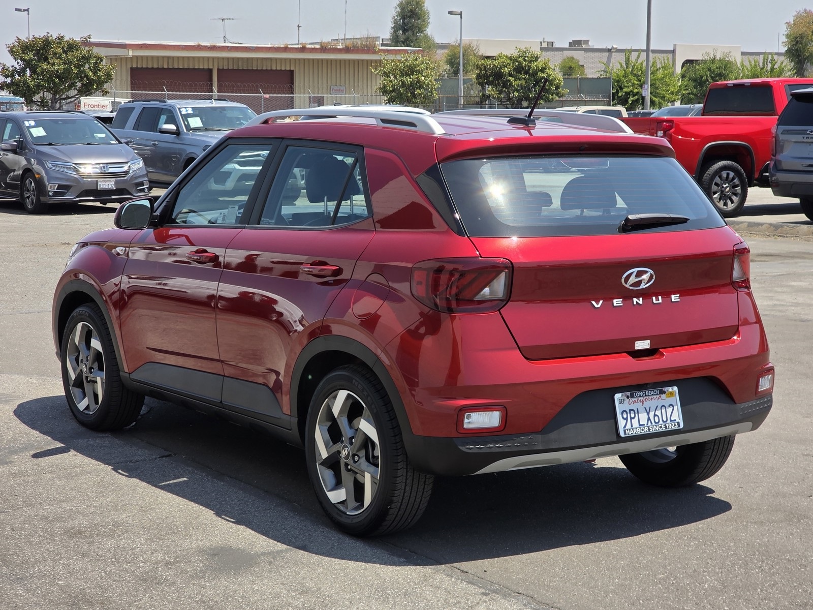2024 Hyundai Venue Limited photo 8