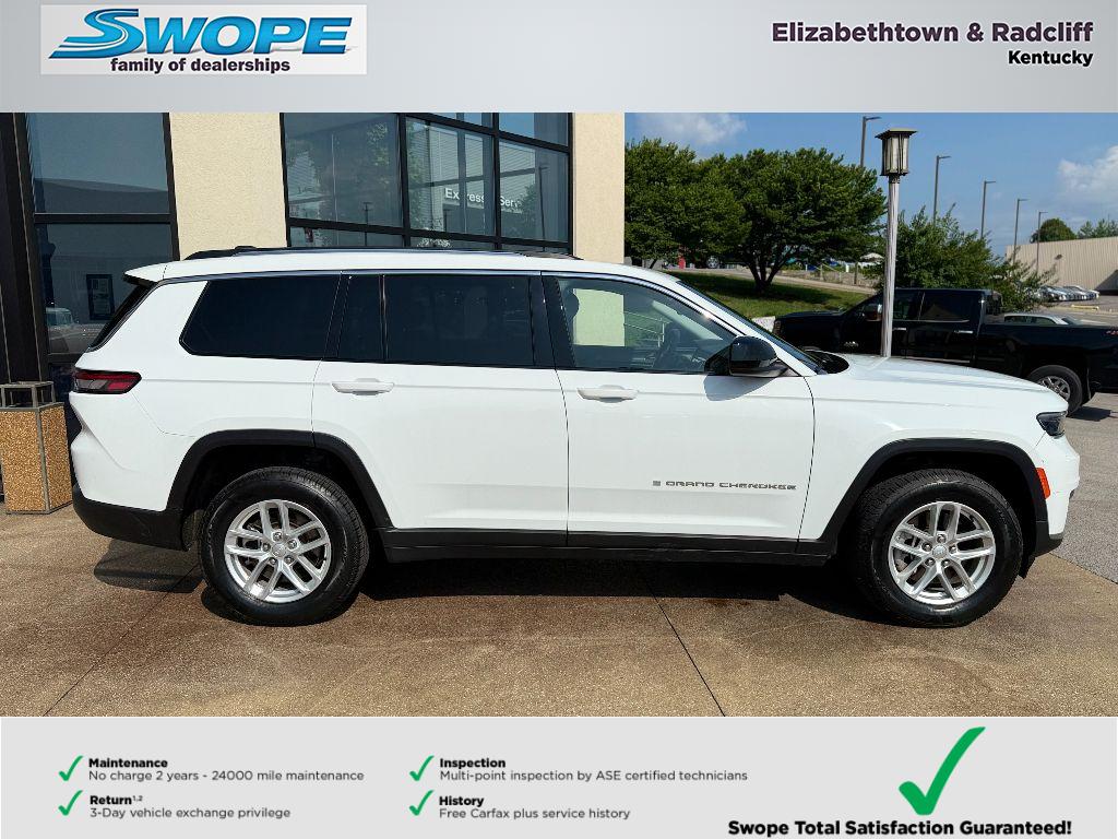 2023 Jeep Grand Cherokee Laredo photo 2