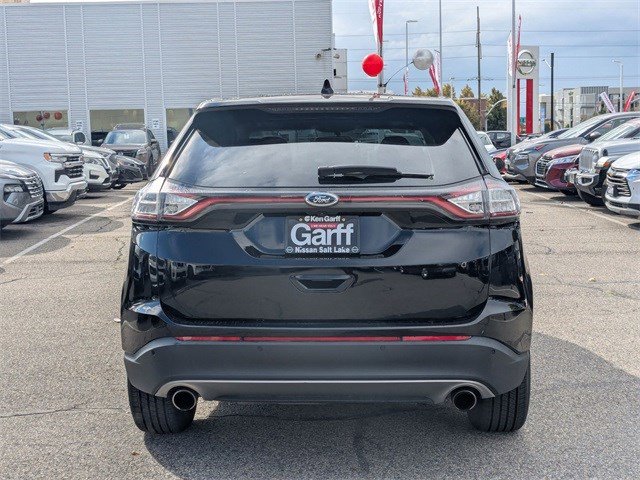 2018 Ford Edge Titanium photo 3