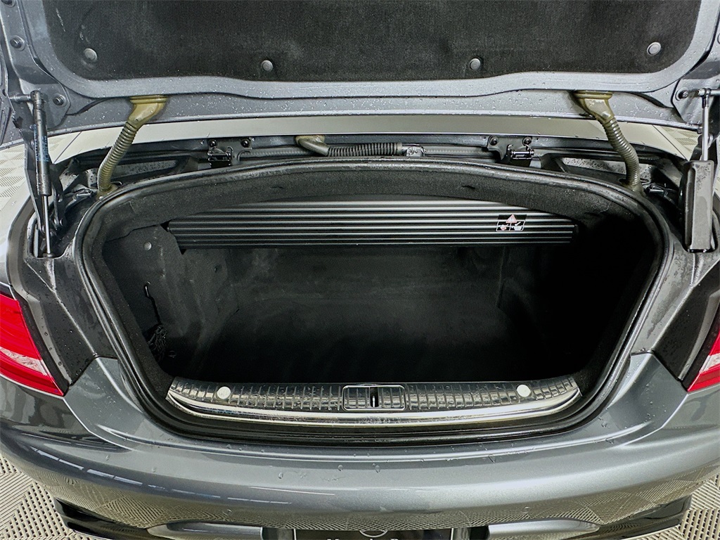 2017 Mercedes Benz S 550 photo 25