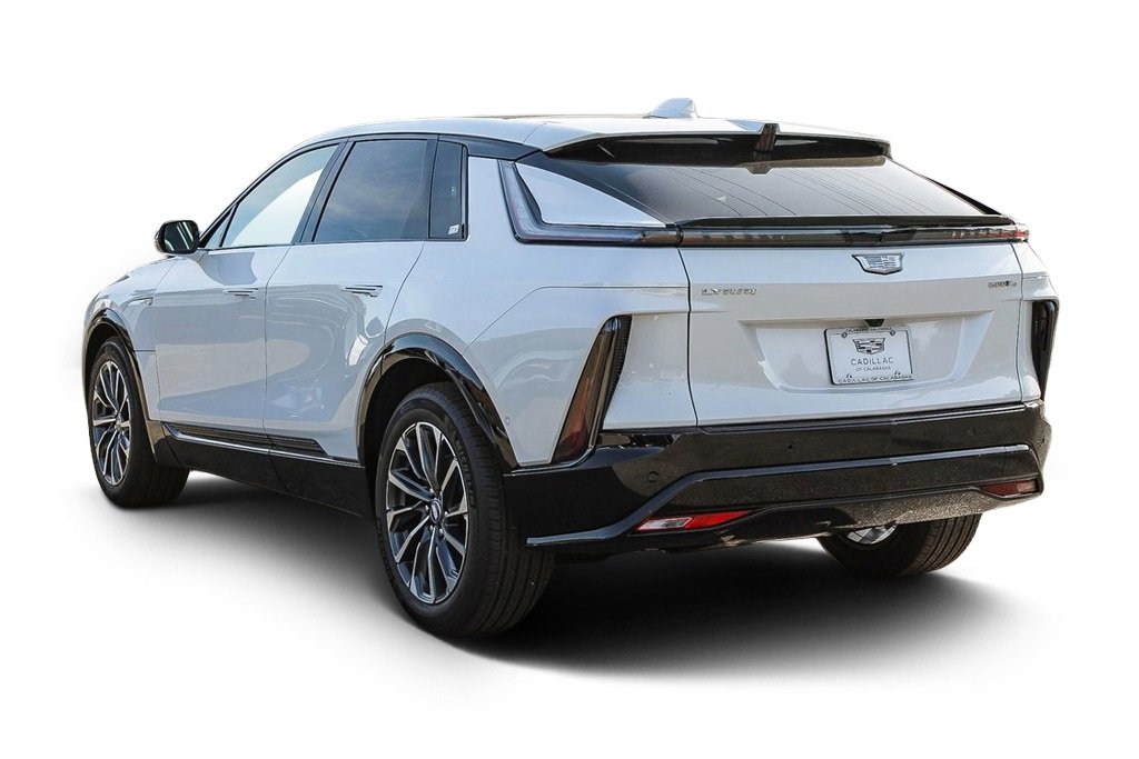 2025 Cadillac Lyriq Sport photo 4