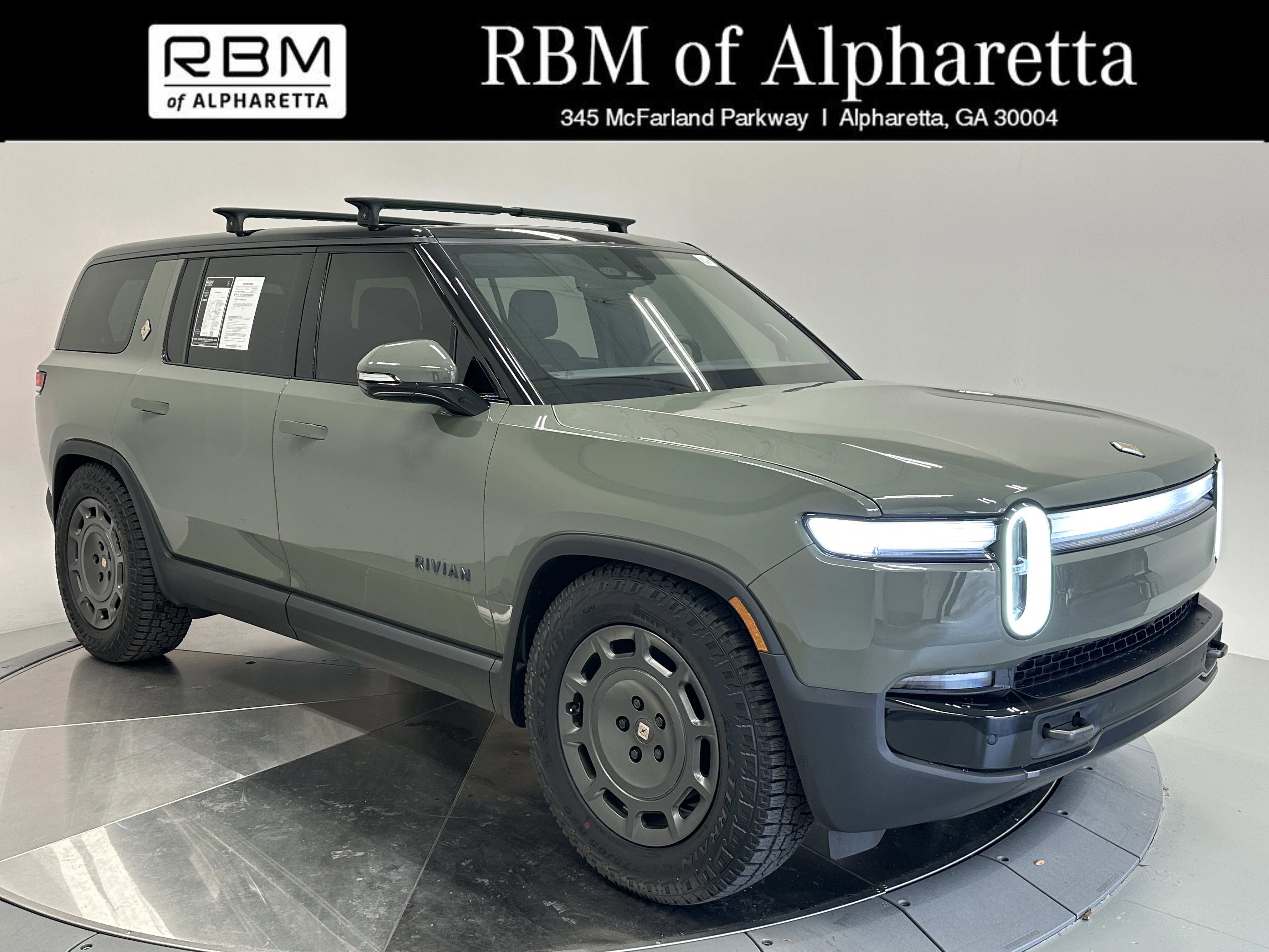 2026 Rivian R1S Base's photo