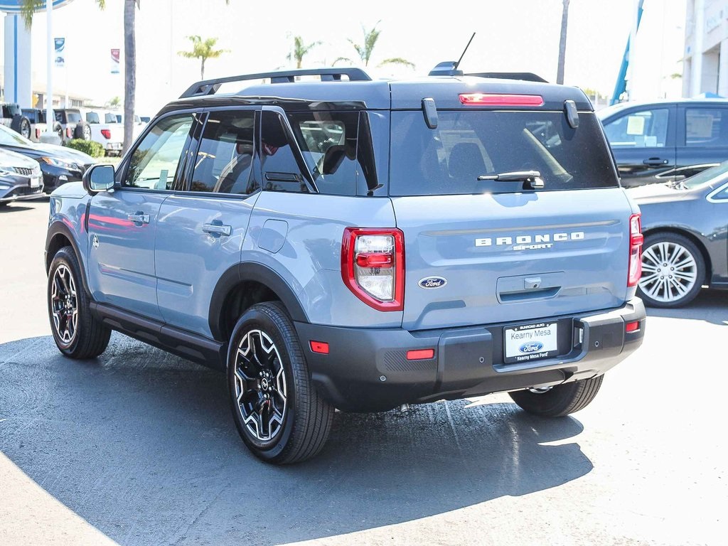 2025 Ford Bronco Sport Outer Banks photo 6