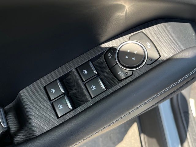 2025 Ford Mustang Mach-E Select photo 14