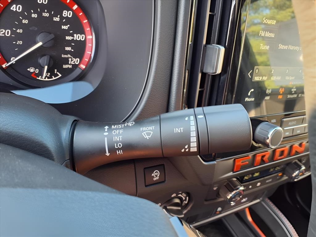 2025 Nissan Frontier PRO-4X photo 23