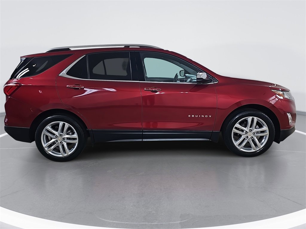Used 2018 Chevrolet Equinox Premier with VIN 2GNAXMEV9J6108726 for sale in Hudsonville, MI