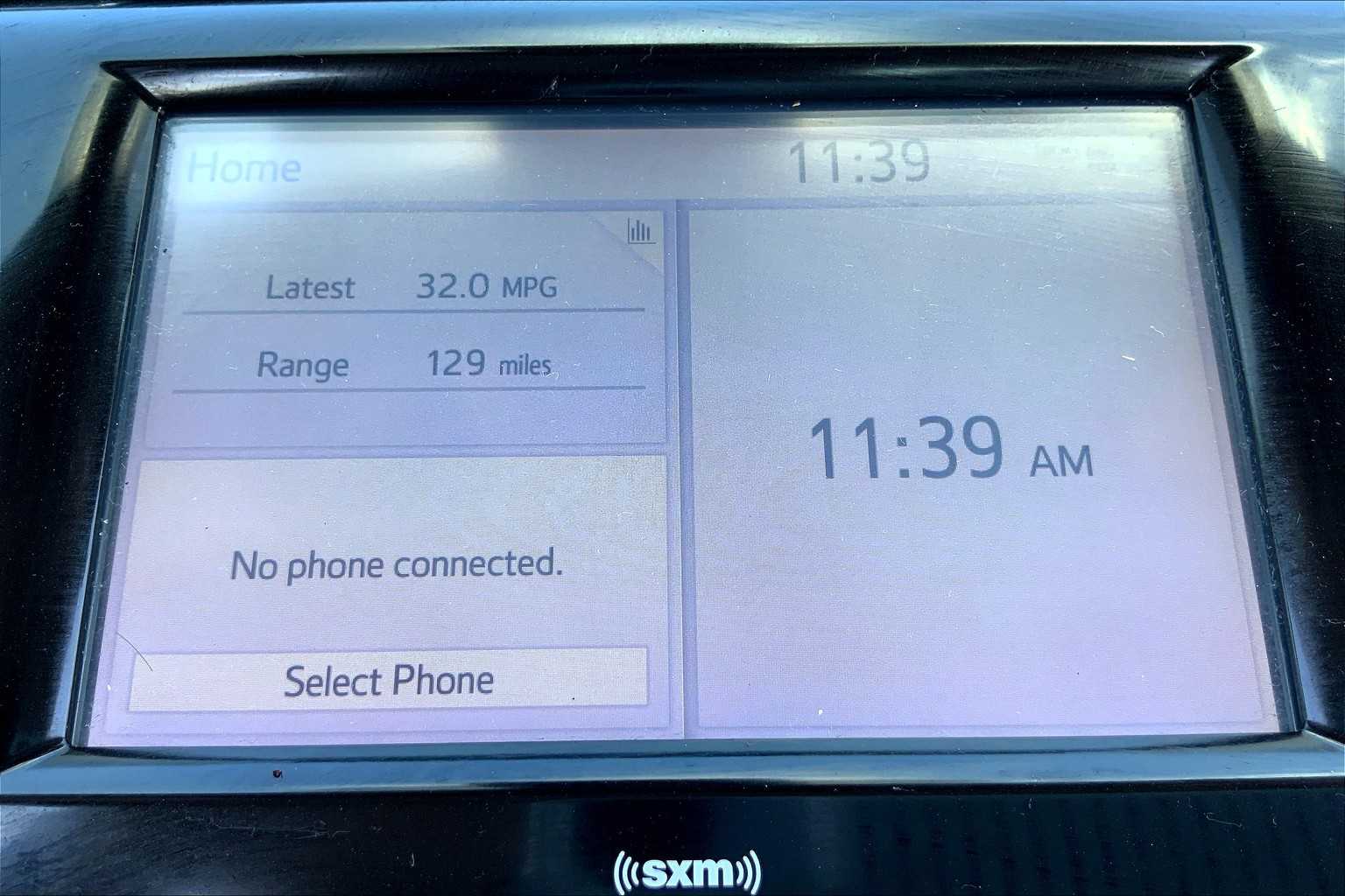 2020 Toyota Camry SE photo 31