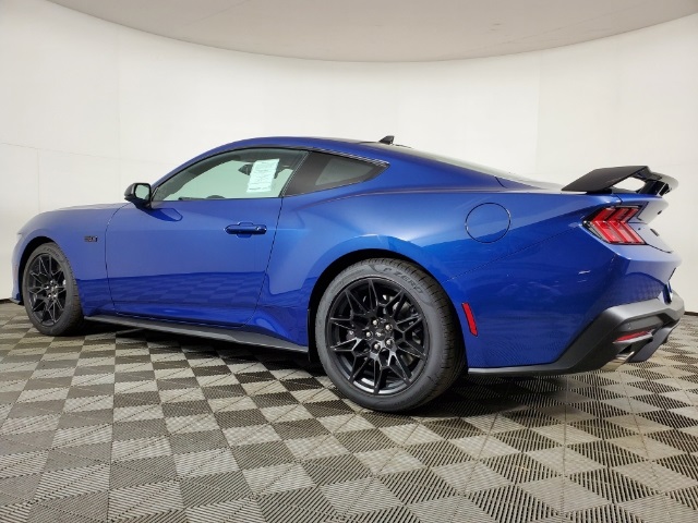 2024 Ford Mustang GT Premium photo 4