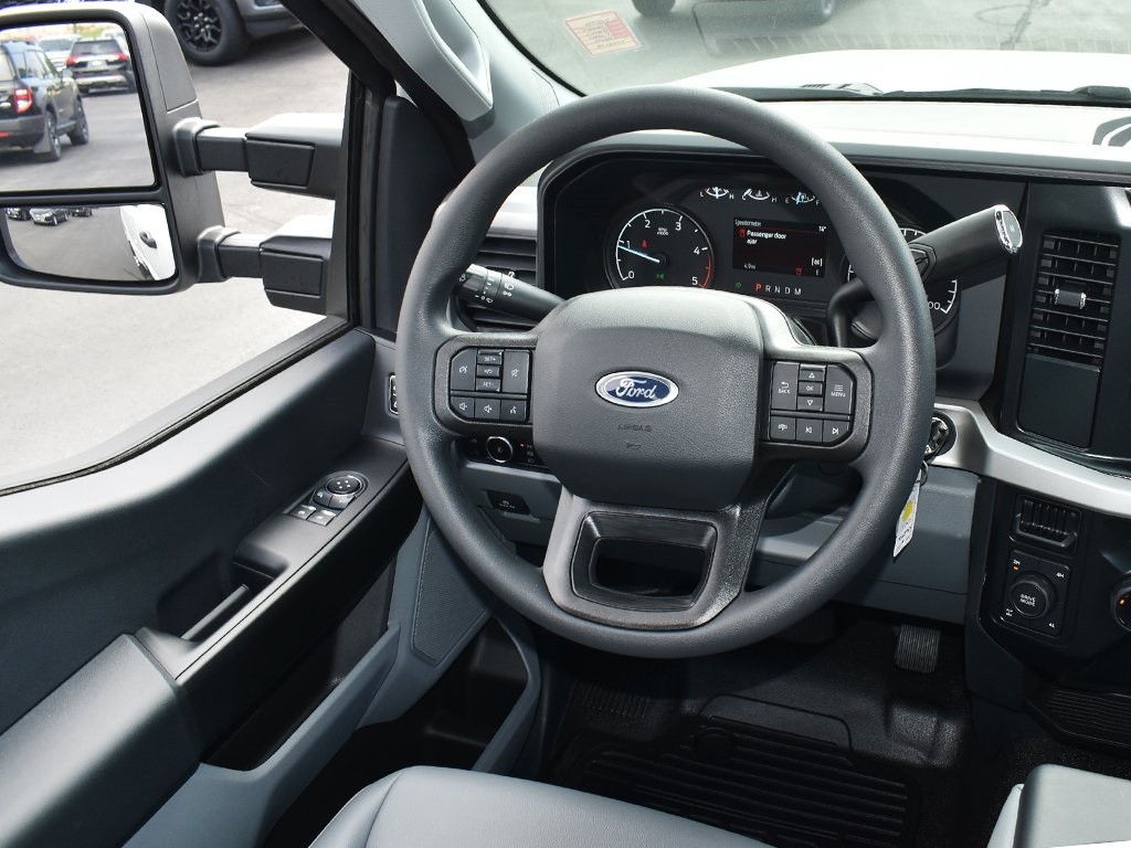 2025 Ford F-250 XL photo 15