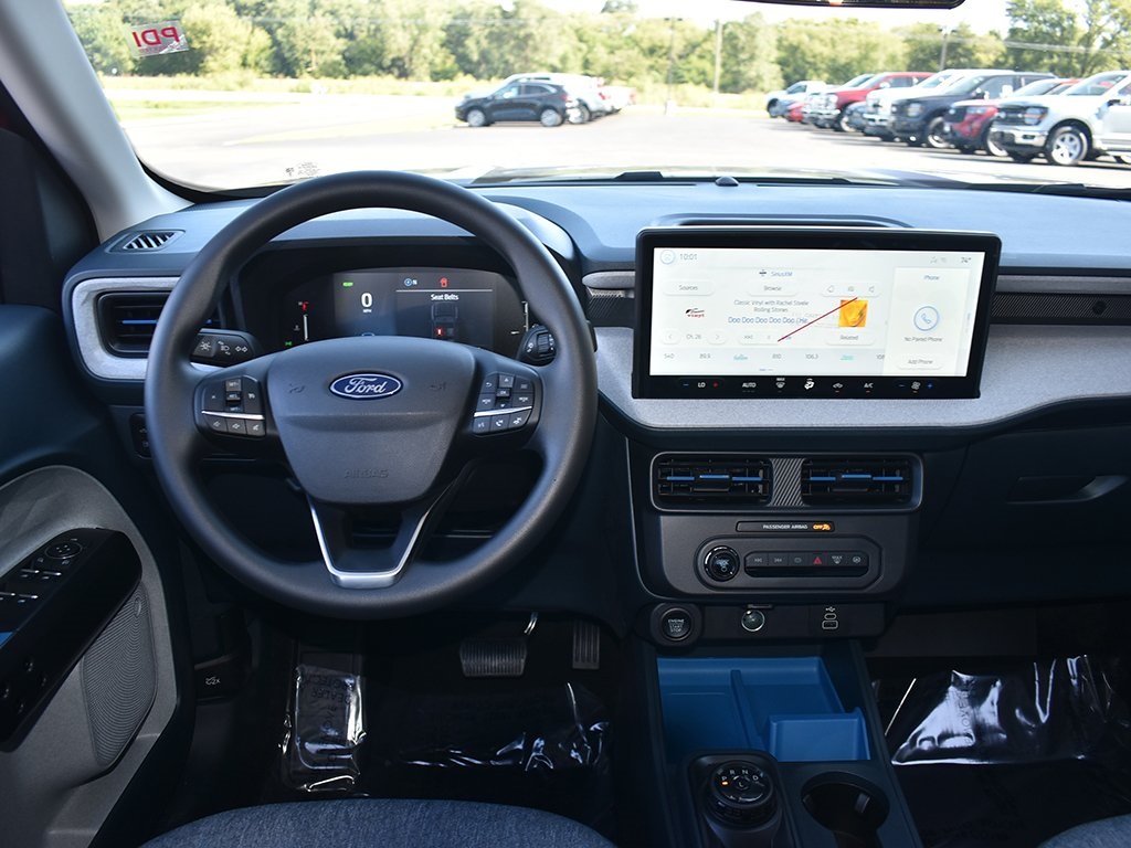 2025 Ford Maverick XLT photo 11