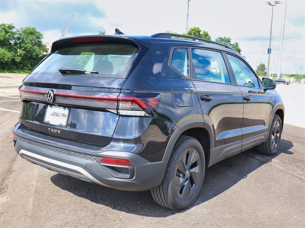 2025 Volkswagen Taos S photo 2