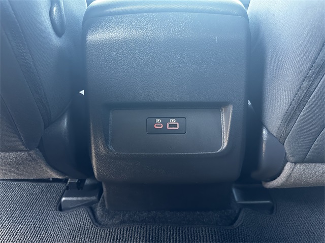 2024 Nissan Frontier PRO-4X photo 12