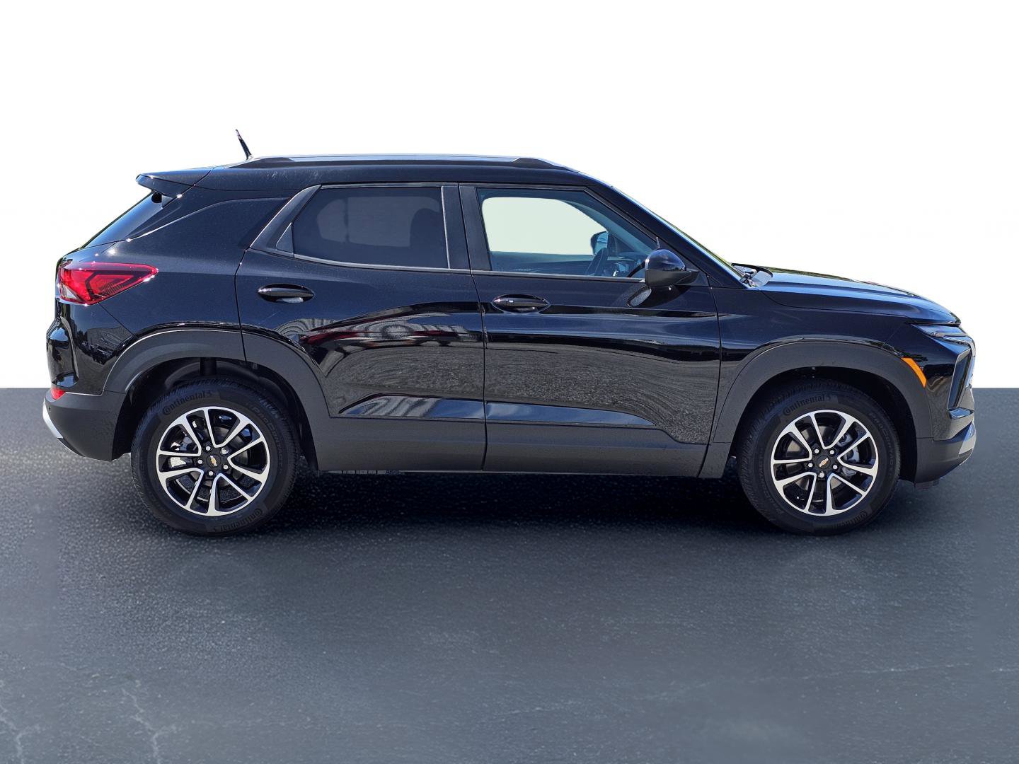 2026 Chevrolet Trailblazer LT photo 4