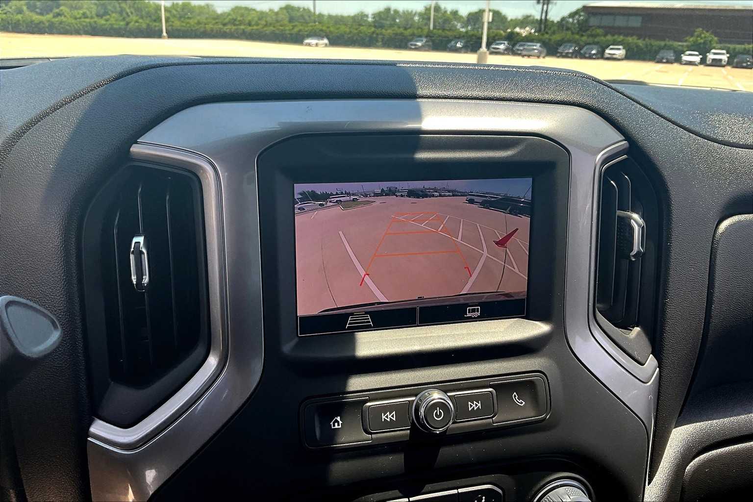 2025 Chevrolet Silverado 1500 Custom photo 49