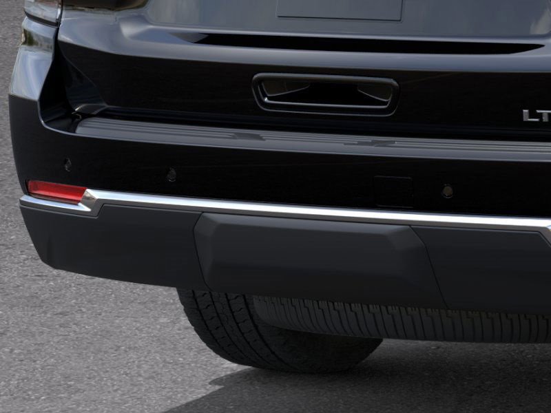 2026 Chevrolet Suburban LT photo 13