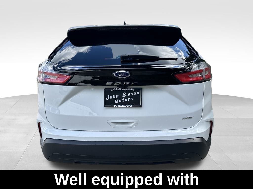 2024 Ford Edge SE photo 5