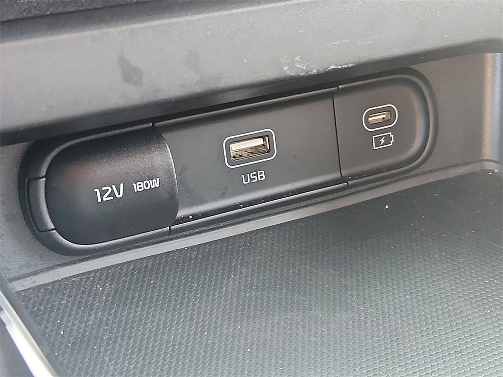 2024 Kia Soul S photo 24