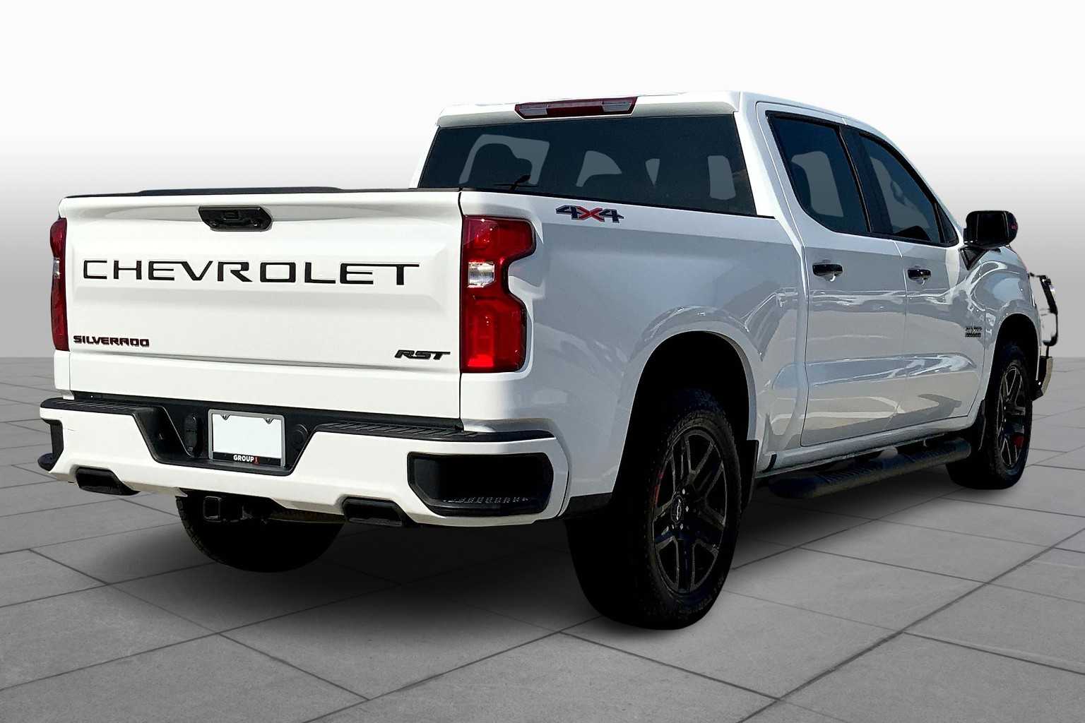 2023 Chevrolet Silverado 1500 RST photo 11
