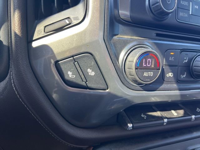 2018 Chevrolet Silverado 1500 LTZ photo 19