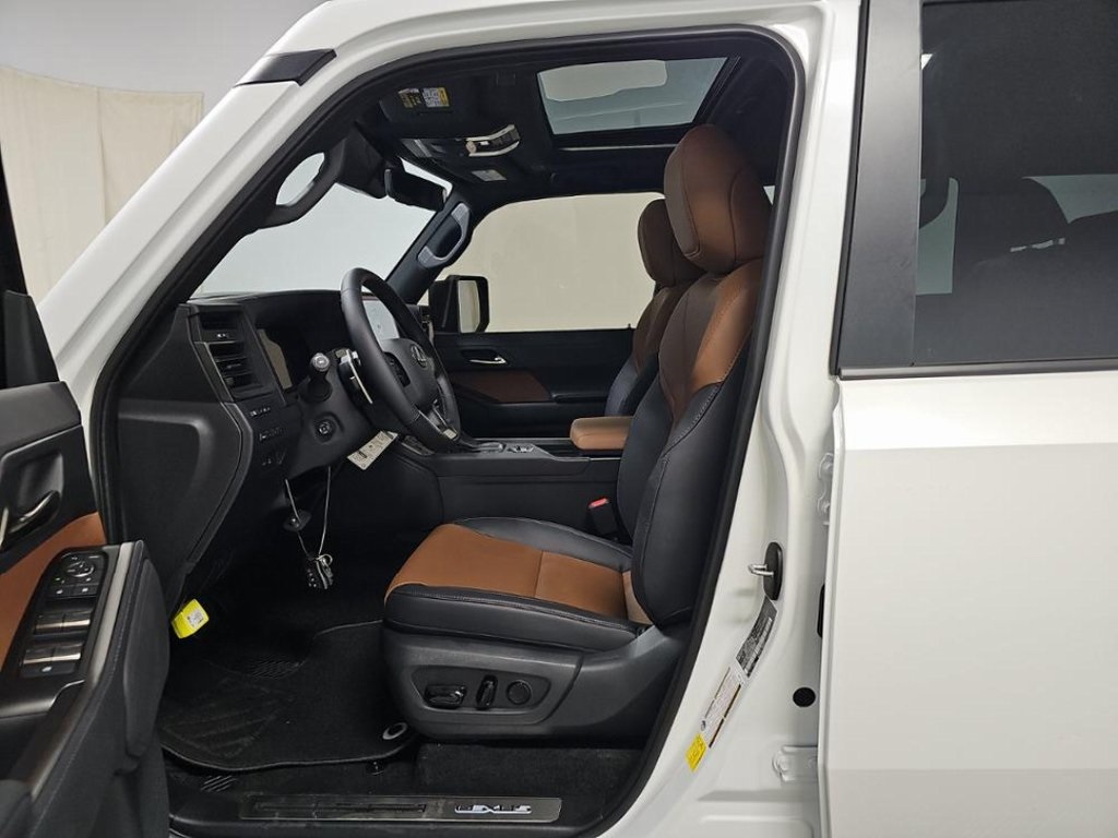 2025 Lexus GX 550 Premium photo 3